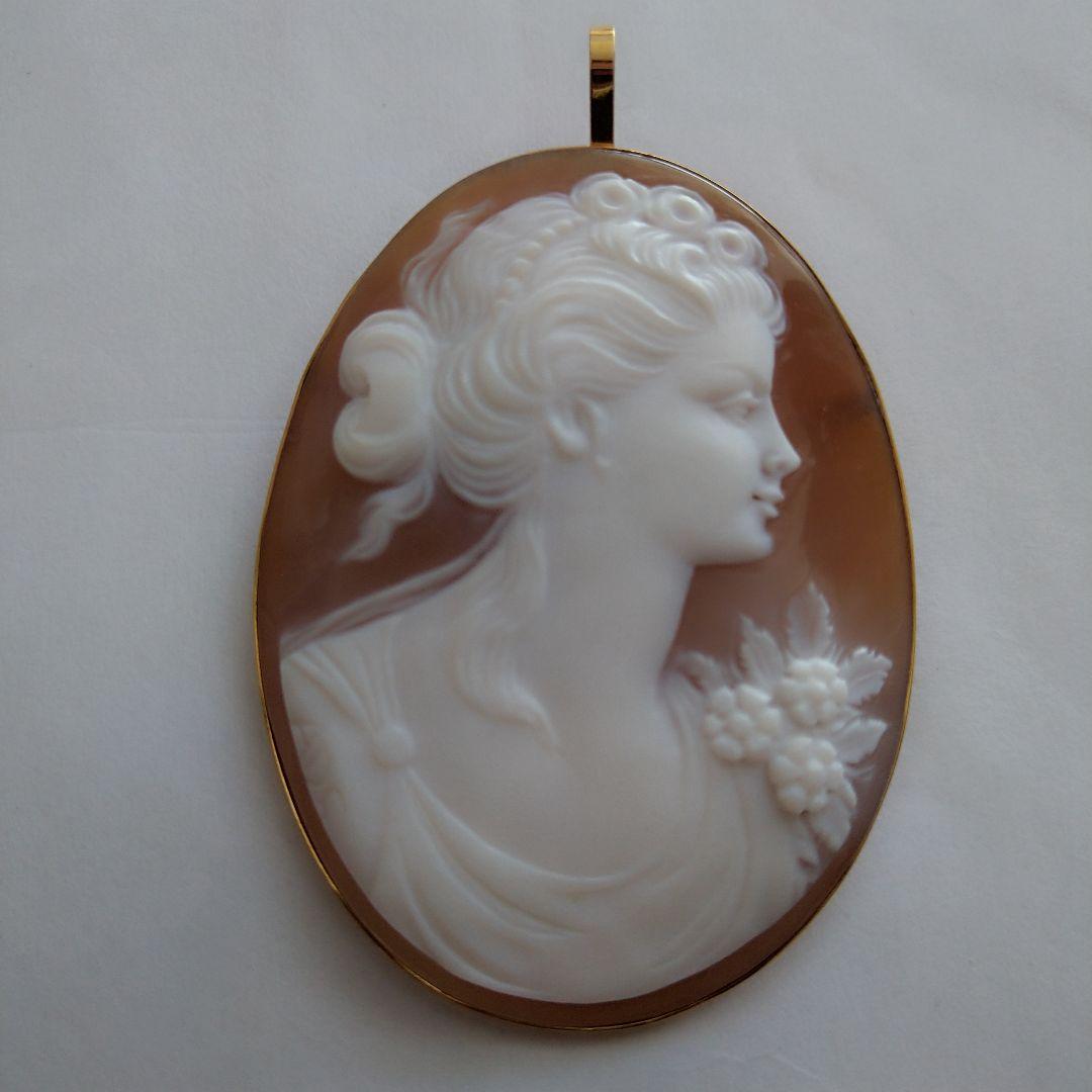 ✤作家ものシェルカメオブローチ&ペンダント✤18金✤2way✤凛として✤