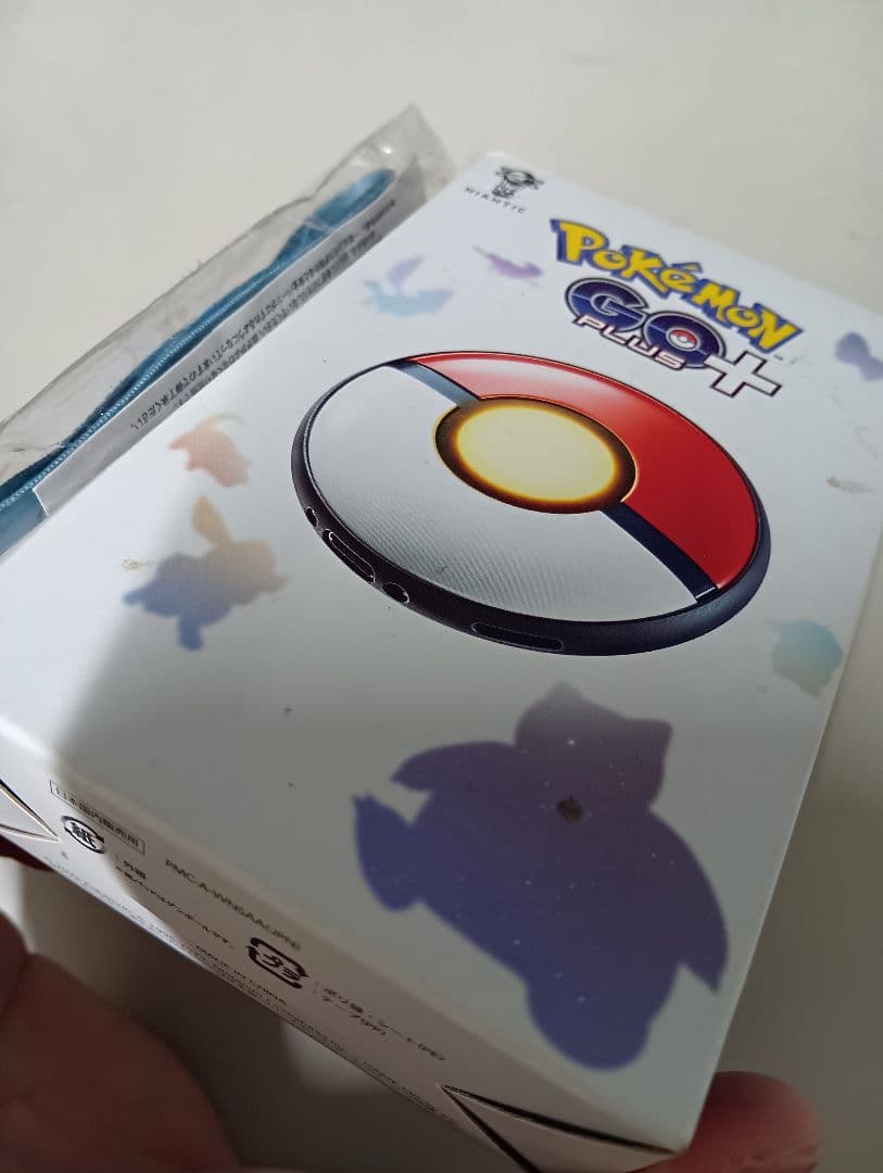 Pokémon GO Plus ストラップ付き