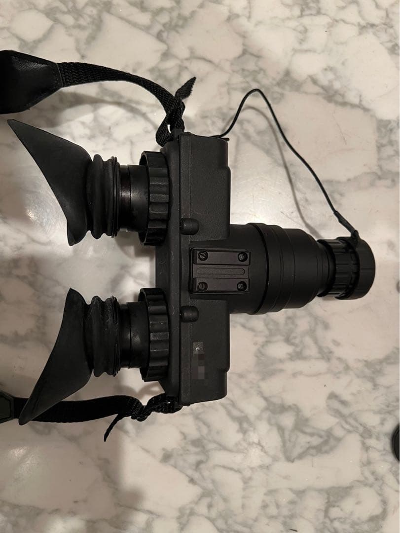 PVS-7D 実物ナイトビジョン