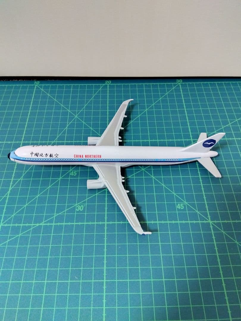 レア廃盤　中国北方航空China Northern Airlines　エアバス