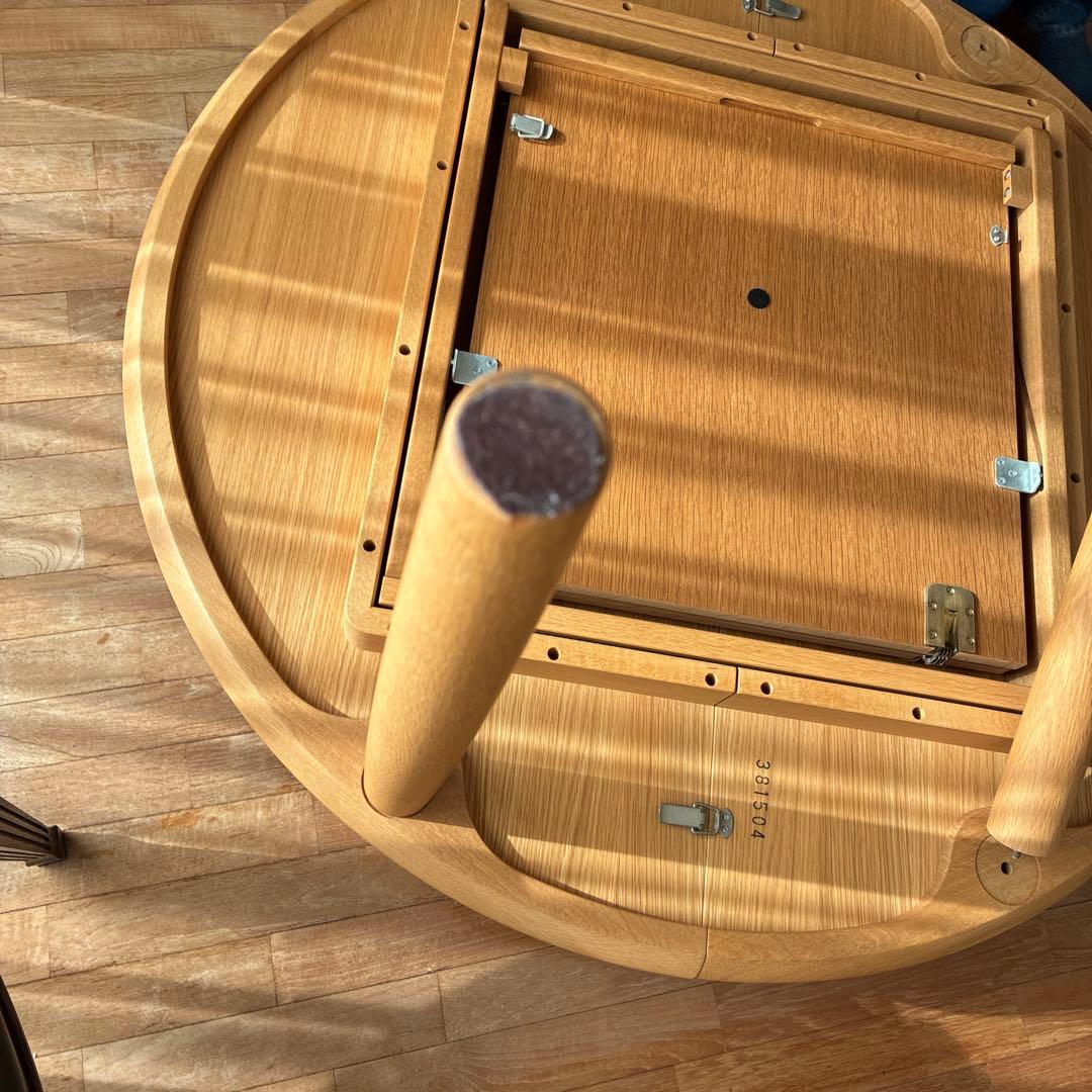 ダイニングテーブル　旭川家具　カンディハウス　伸縮