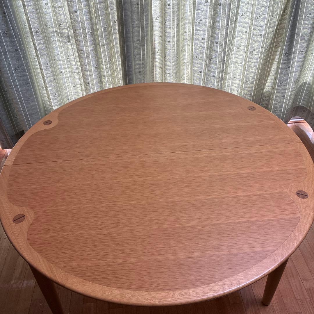 ダイニングテーブル　旭川家具　カンディハウス　伸縮