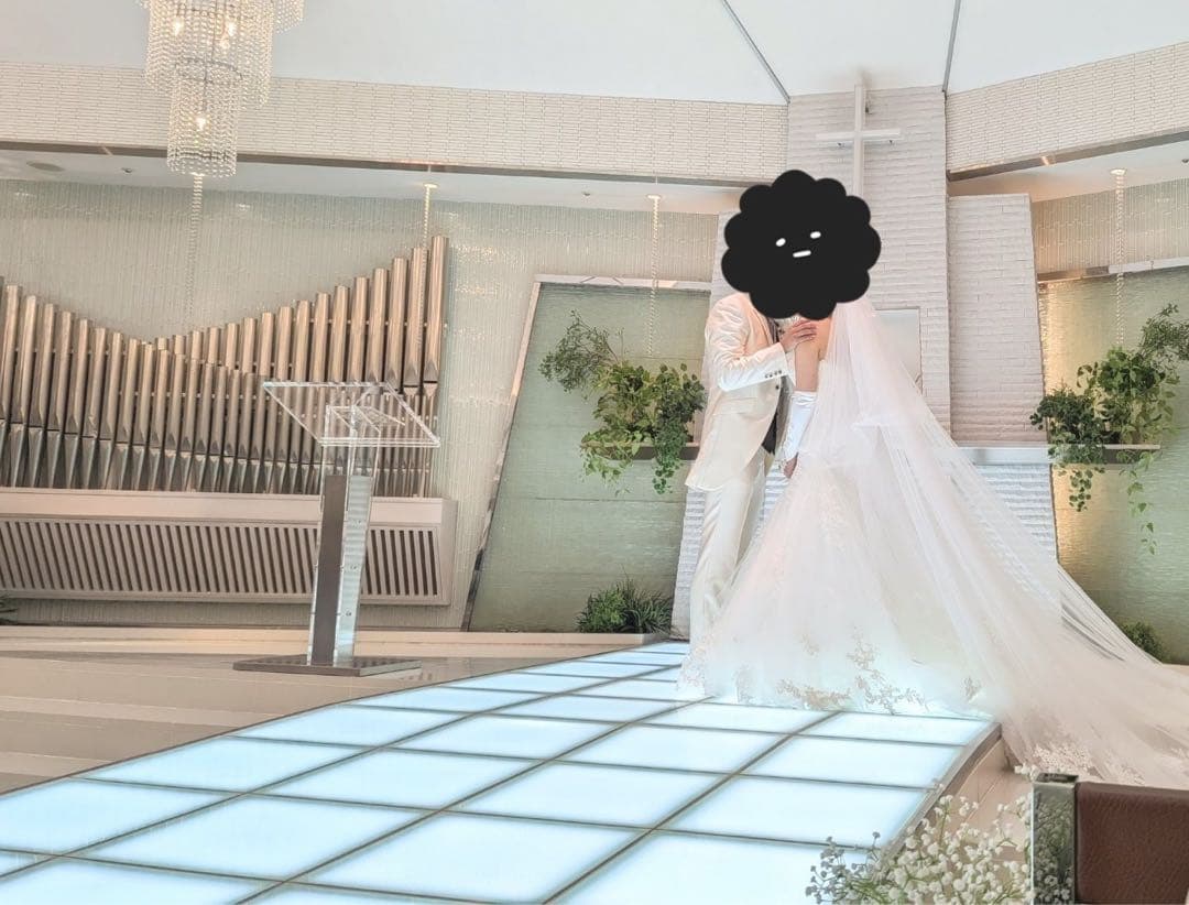 しろくま　YNSWEDDING スレンダーAライン　ウエディングドレス