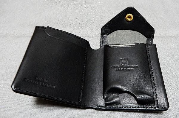 S*h様 展示未使用品　池之端銀革店Crampシュリンクレザーコンパクト