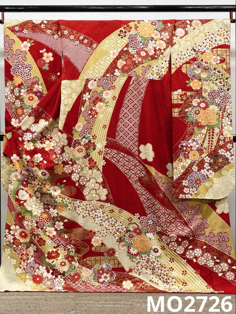 振袖 豪華 刺繍 金彩 紋意匠 身丈167cm 撥水加工済