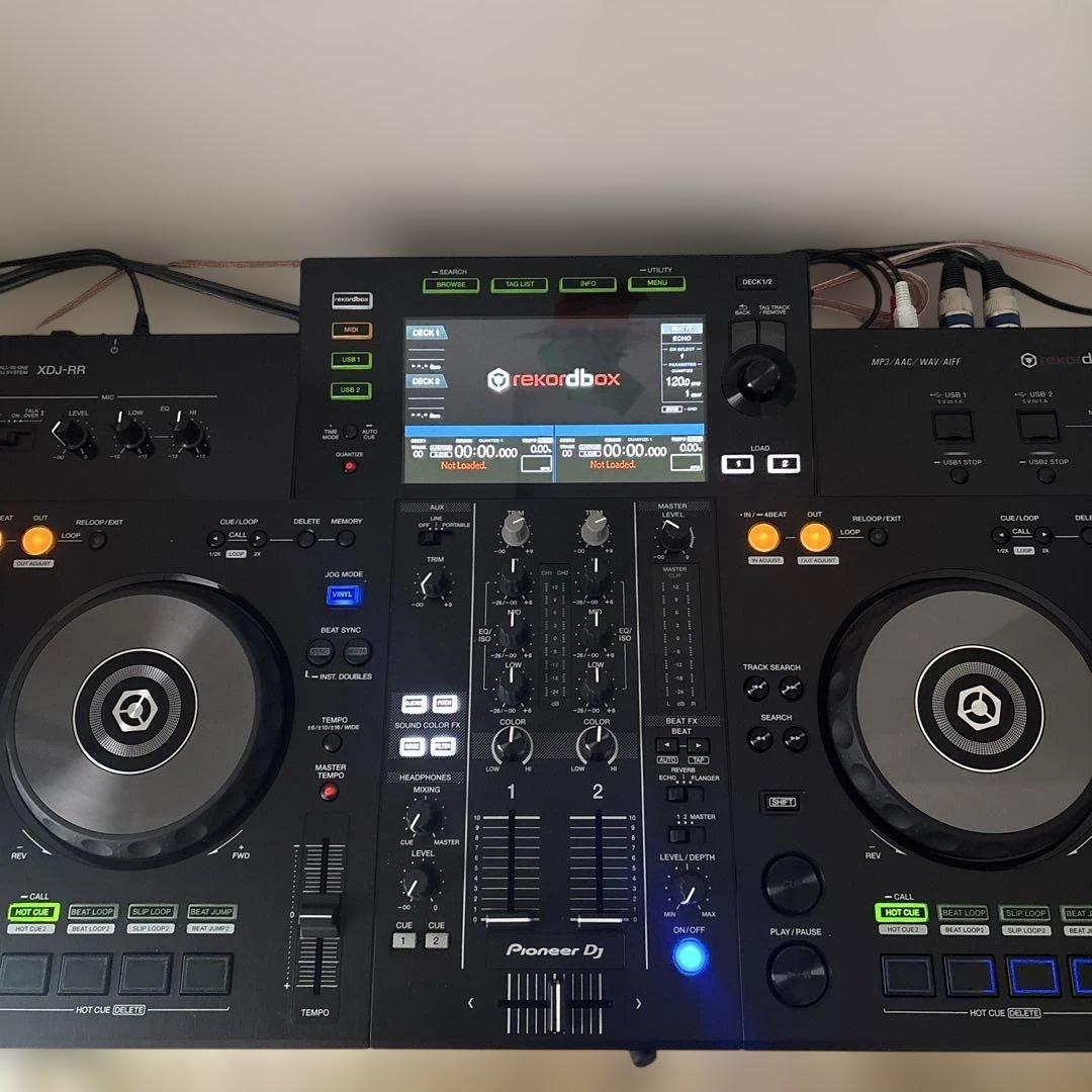 美品PioneerDJ XDJ-RR本体とXLRケーブル
