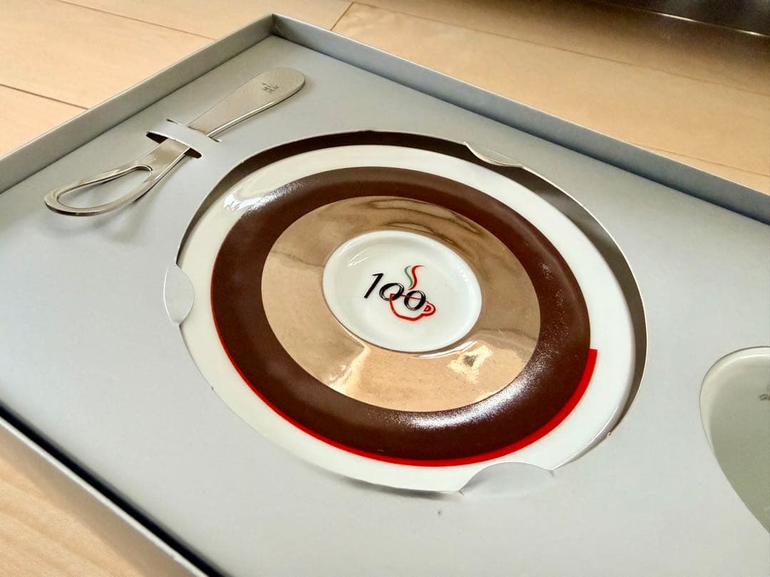 Gruppo Cimbali 100周年記念セット Giuguaro デザイン