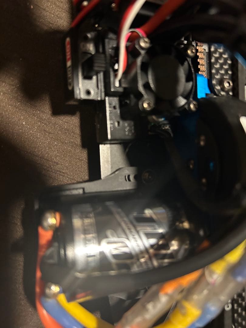 TA08 Rラジコンカー 本体 充電器付き