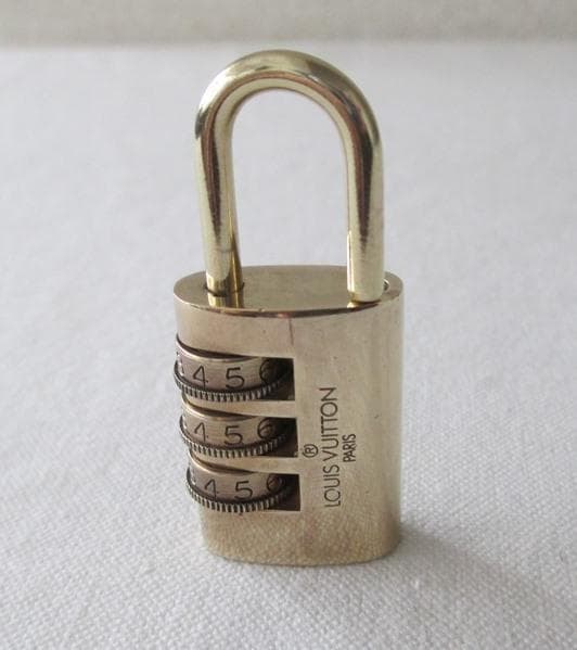 正規品　ルイヴィトン パドロック ゴールド 鍵 南京錠