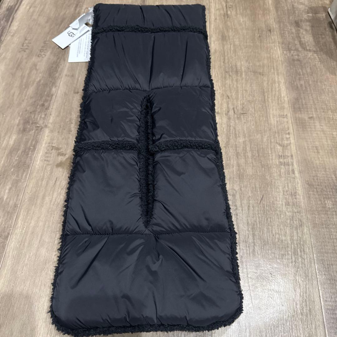 UGG 2way!!リバーシブル マフラー ブラック　新品未使用タグ付き！！