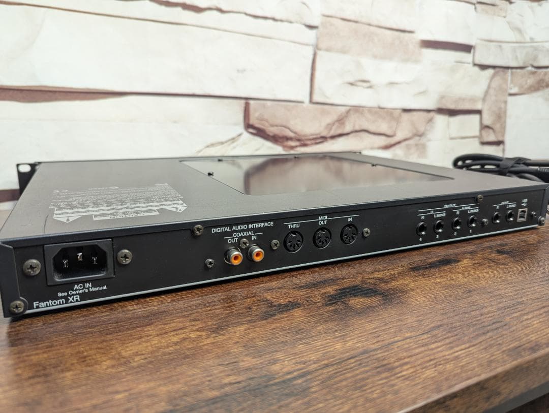 Roland Fantom XR ハードウェア音源 (ディスプレイ不具合)