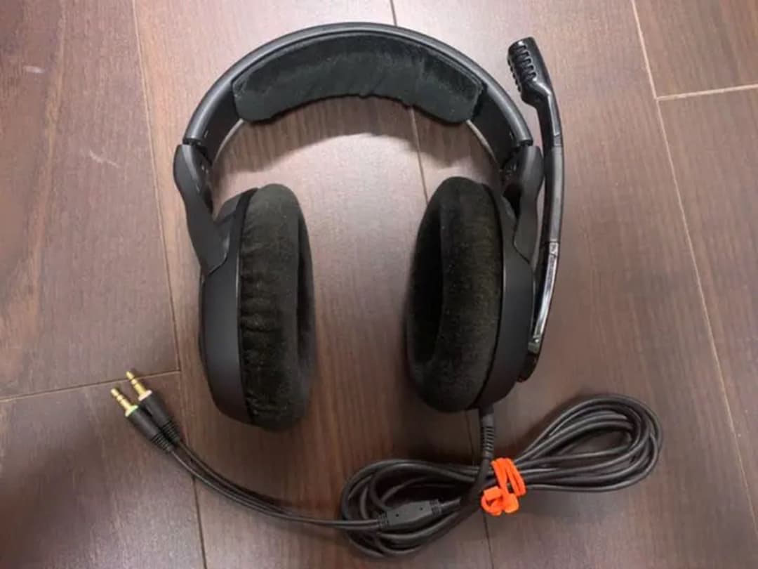 ヘッドホン Sennheiser PC360