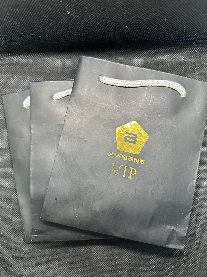 ◉bigbang vip デジタルウォッチ3個セット