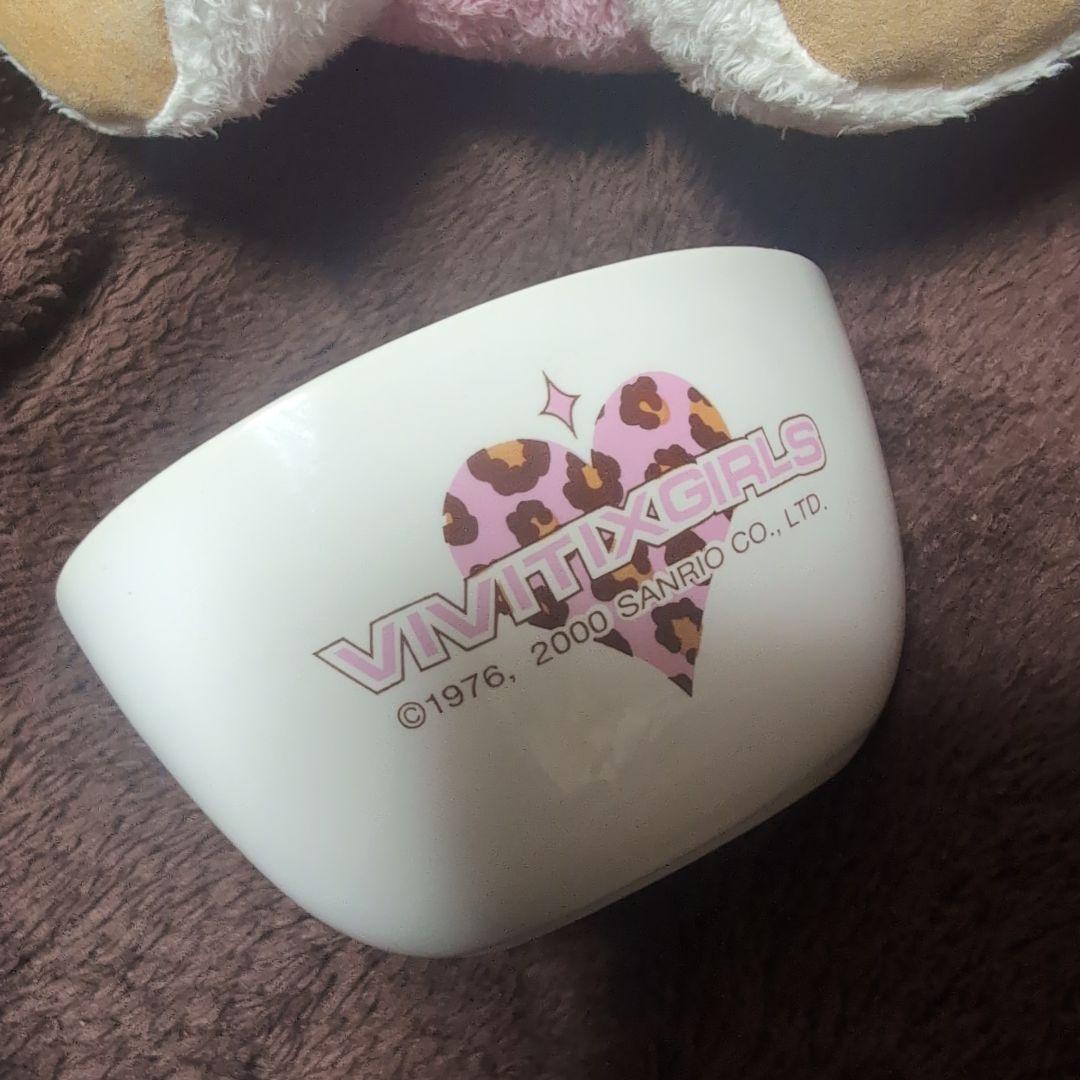 ハローキティ　vivitixgirls 　ヒョウ柄　 お皿 トレイ ぬいぐるみ