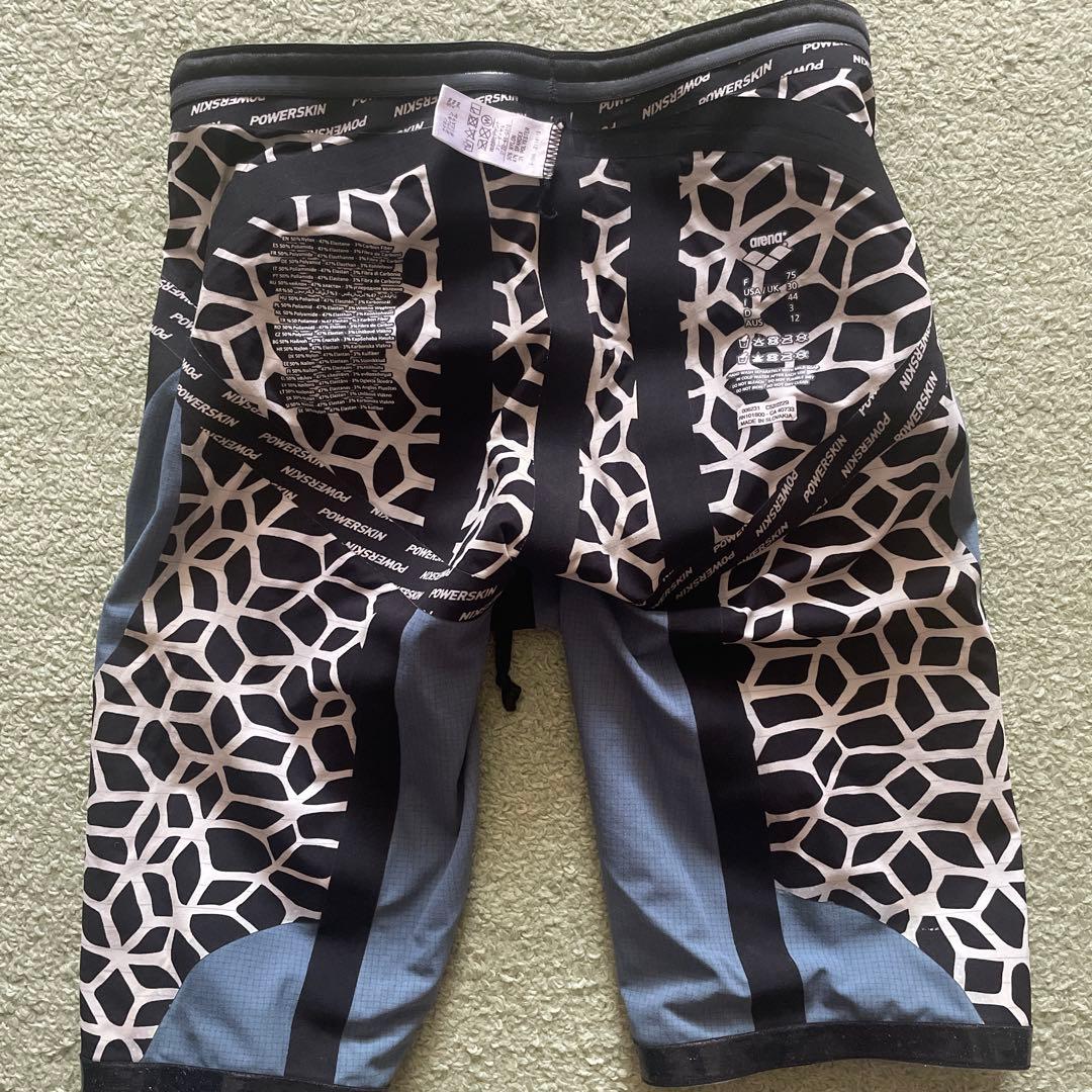 すいすいまー　　arena POWERSKIN アリーナ　Mサイズ