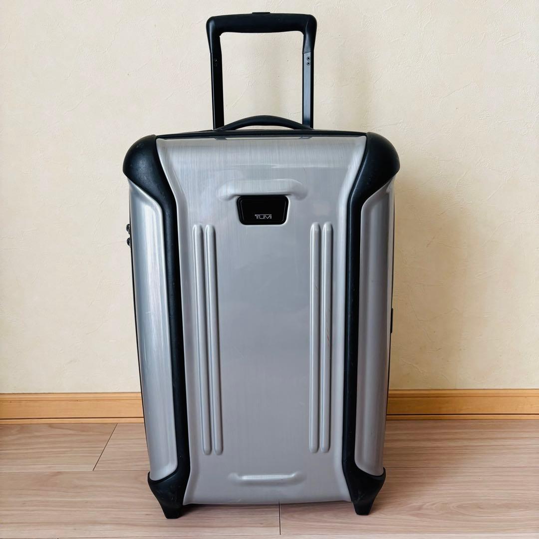 TUMI トゥミ キャリーケース スーツケース ２輪 TSAロック 機内持込可