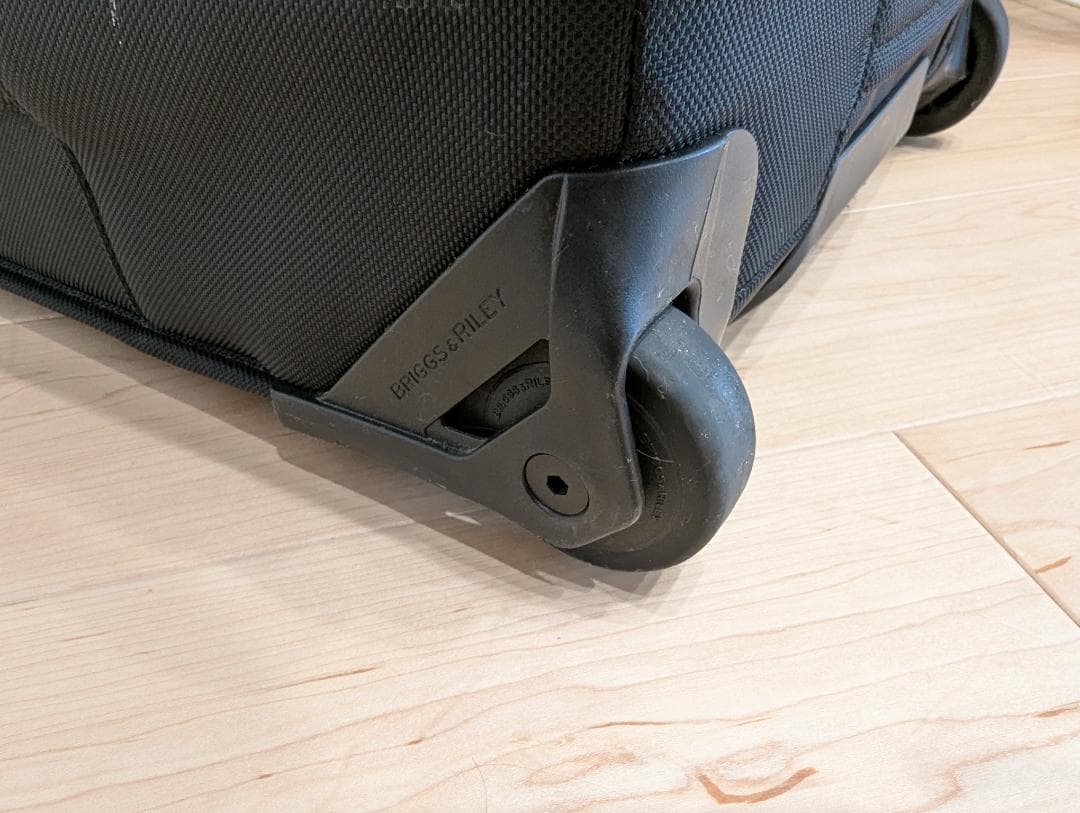 【いが】【美品】Briggs & Riley ２輪ナイロン 国際線機内持込