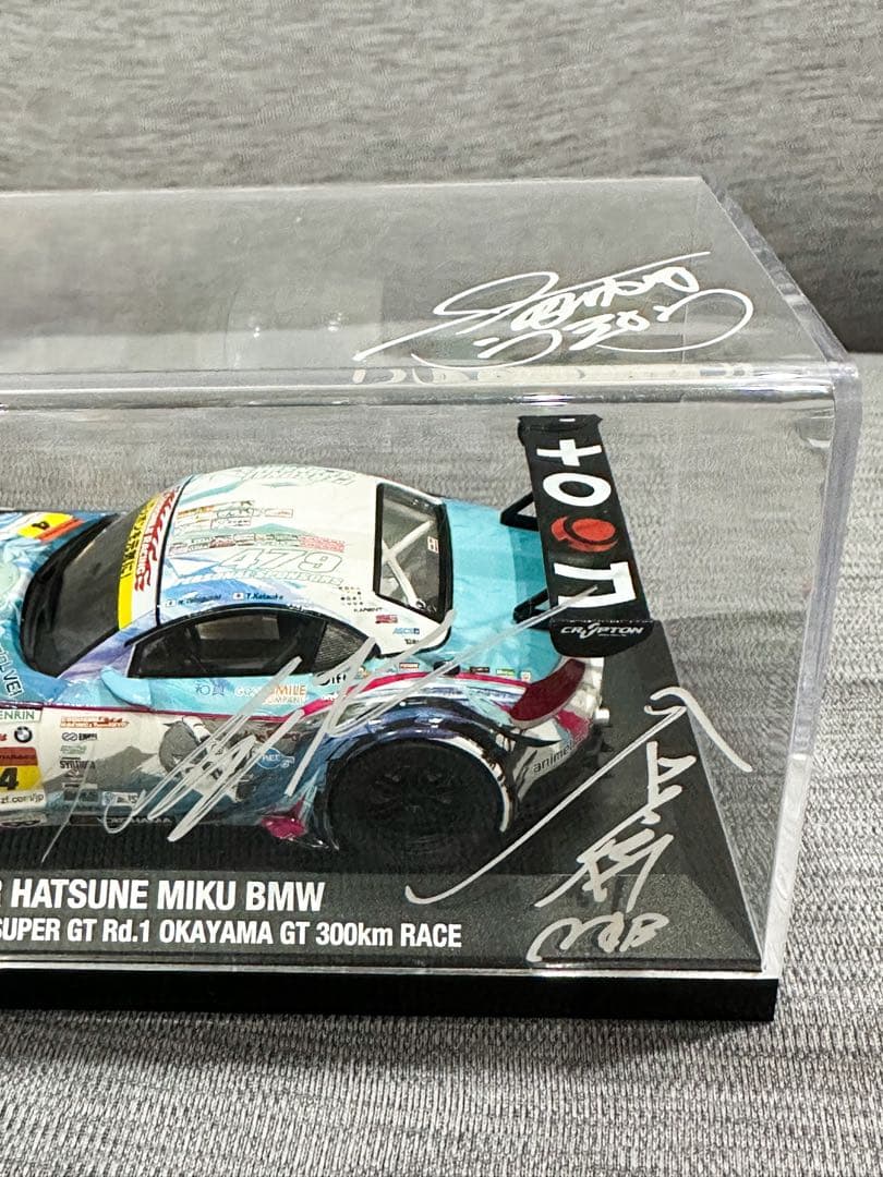 片山右京、谷口・片岡両選手直筆サイン　グッドスマイル 初音ミク Z4 2014