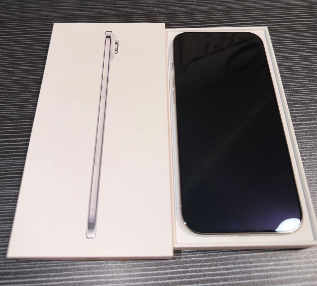 iPhone Air 256G クラウドホワイト　SIMフリー