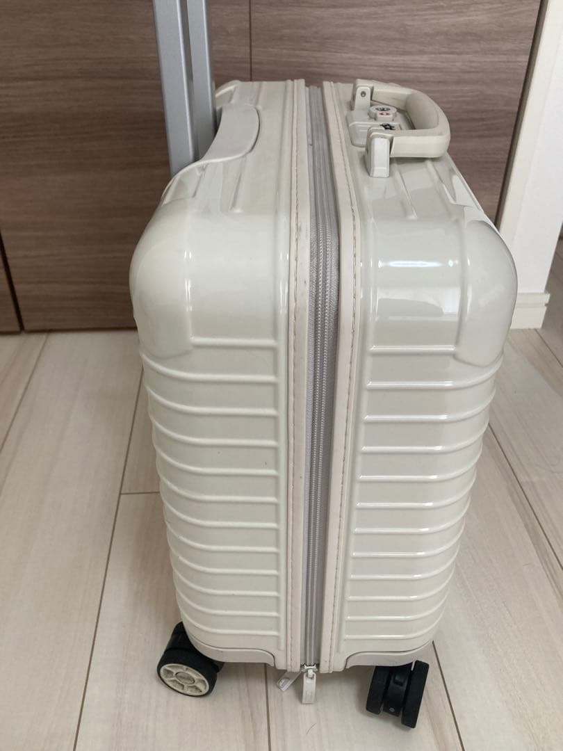 アローズ別注 リモア サルサ スーツケース 23ℓ エクリュ ベージュ