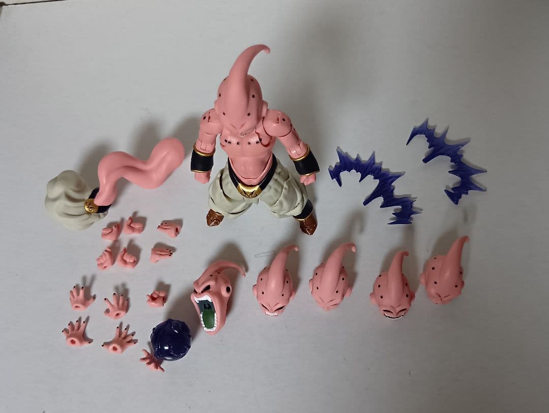 海外品s.h.figuarts風 魔人ブウ 純粋 Aフィギュア