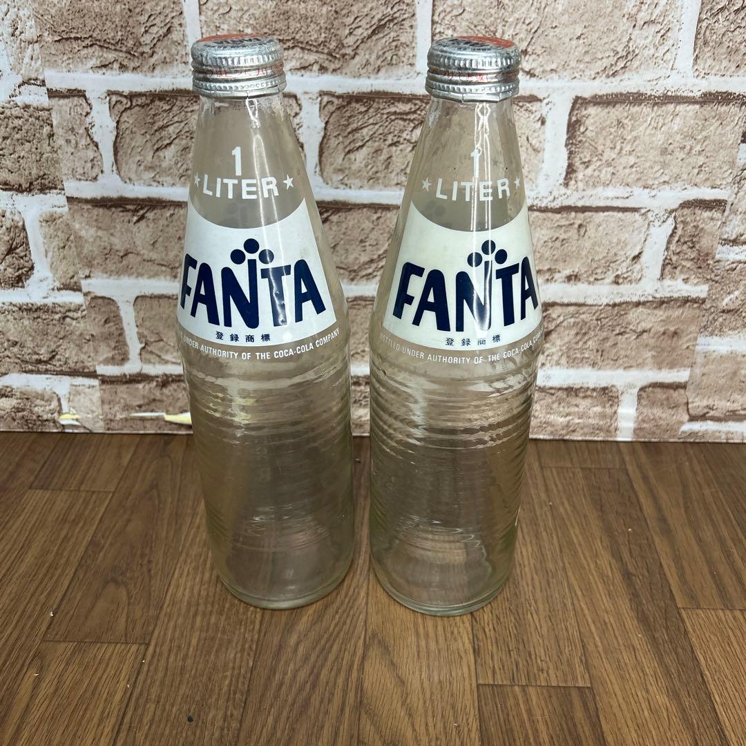 【昭和レトロ】1リットル　空瓶・キリンコンテナケース　ファンタ キリンレモン