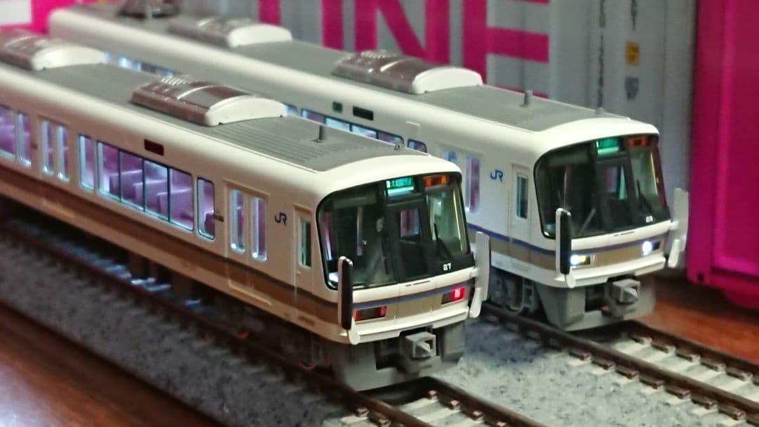 Nゲージ KATO 221系 大和路快速 室内灯・コギングレスモーター取り付け済