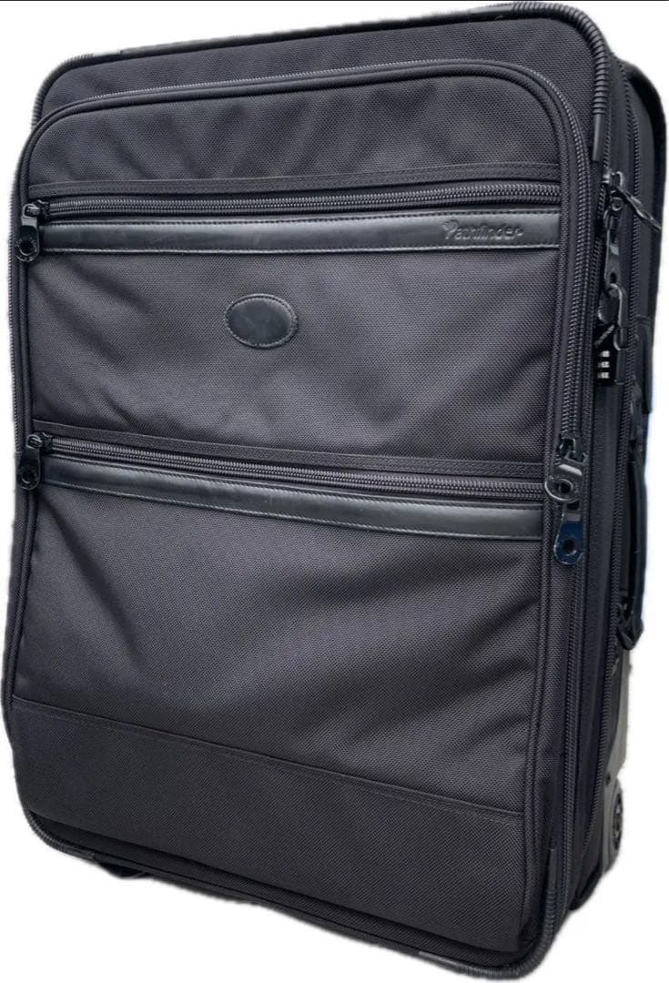 Pathfinder パスファインダー　キャリーケース　ビジネスキャリー　大容量