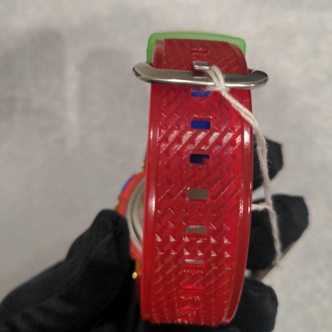 【未使用】ジーショックGM-110RB-2AJF レインボー