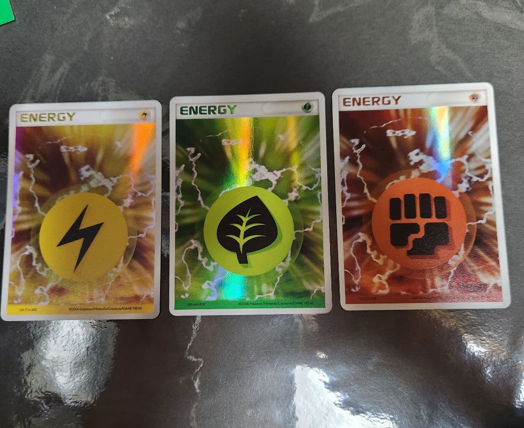 雷草闘エネルギー　ホロン。2006年