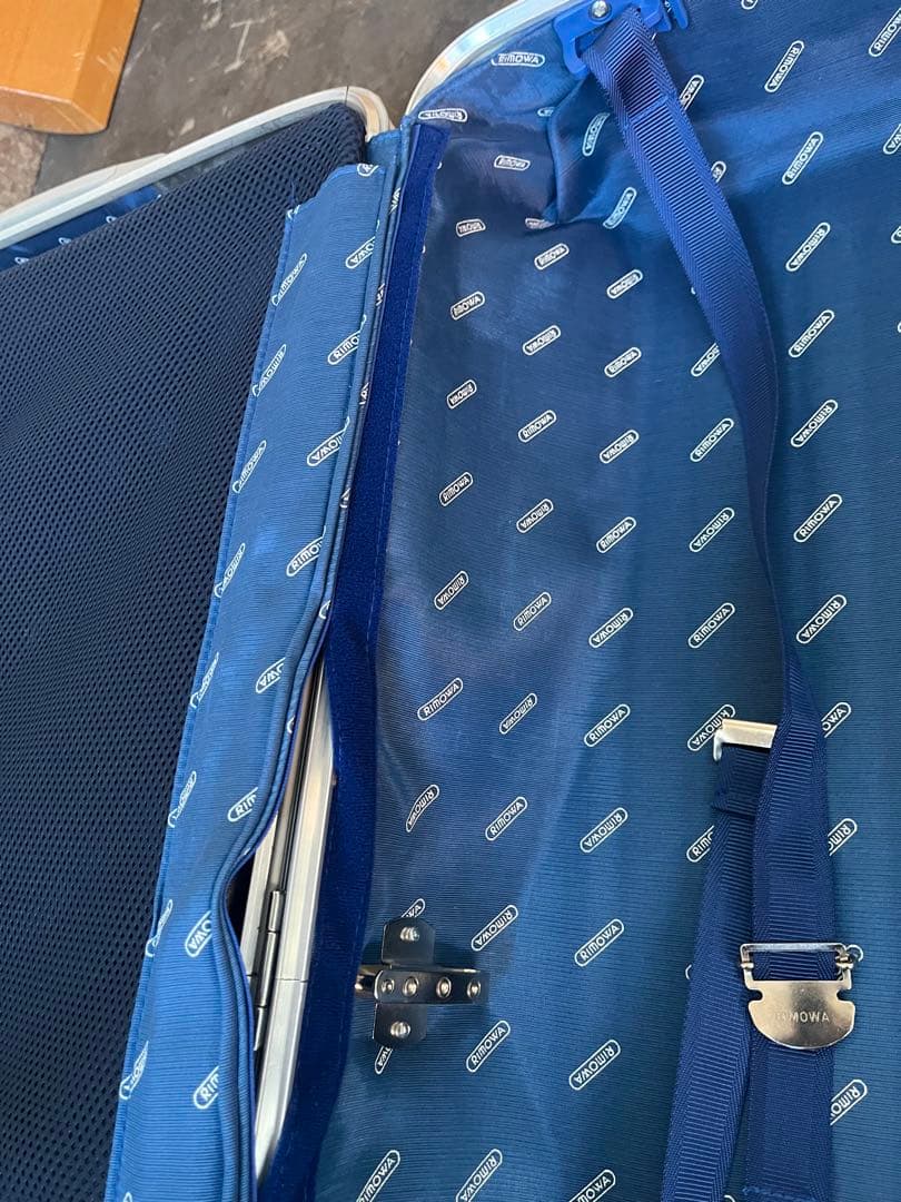 RIMOWA リモワ 廃盤 926.70 トパーズ シルバーインテグラル82L