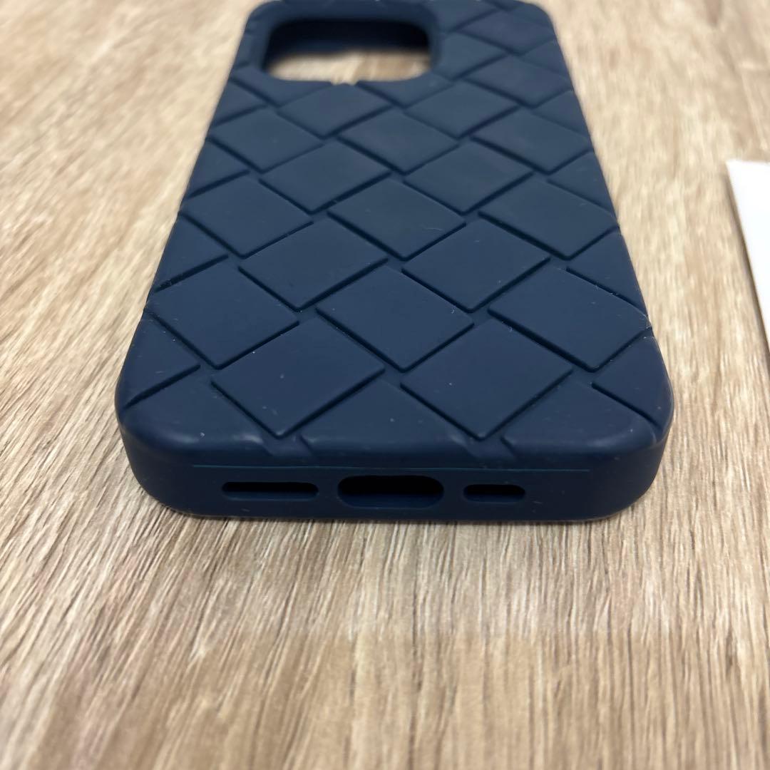 ボッテガヴェネタ iphone15proケース bottega