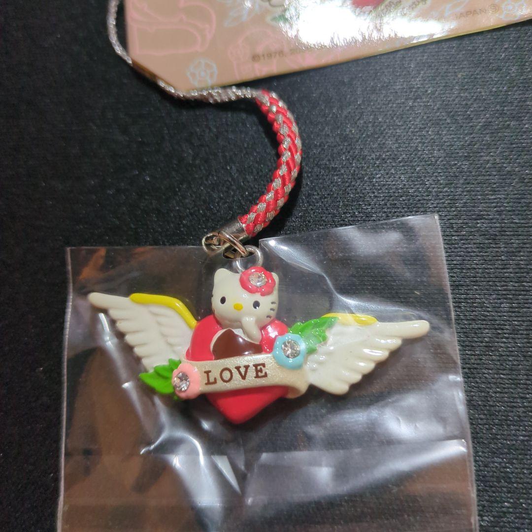 ハローキティ　LOVE　タトゥー