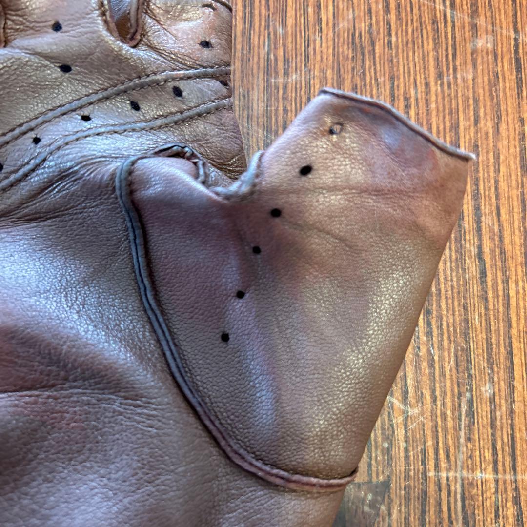 デンツ　ドライビンググローブ　指なし