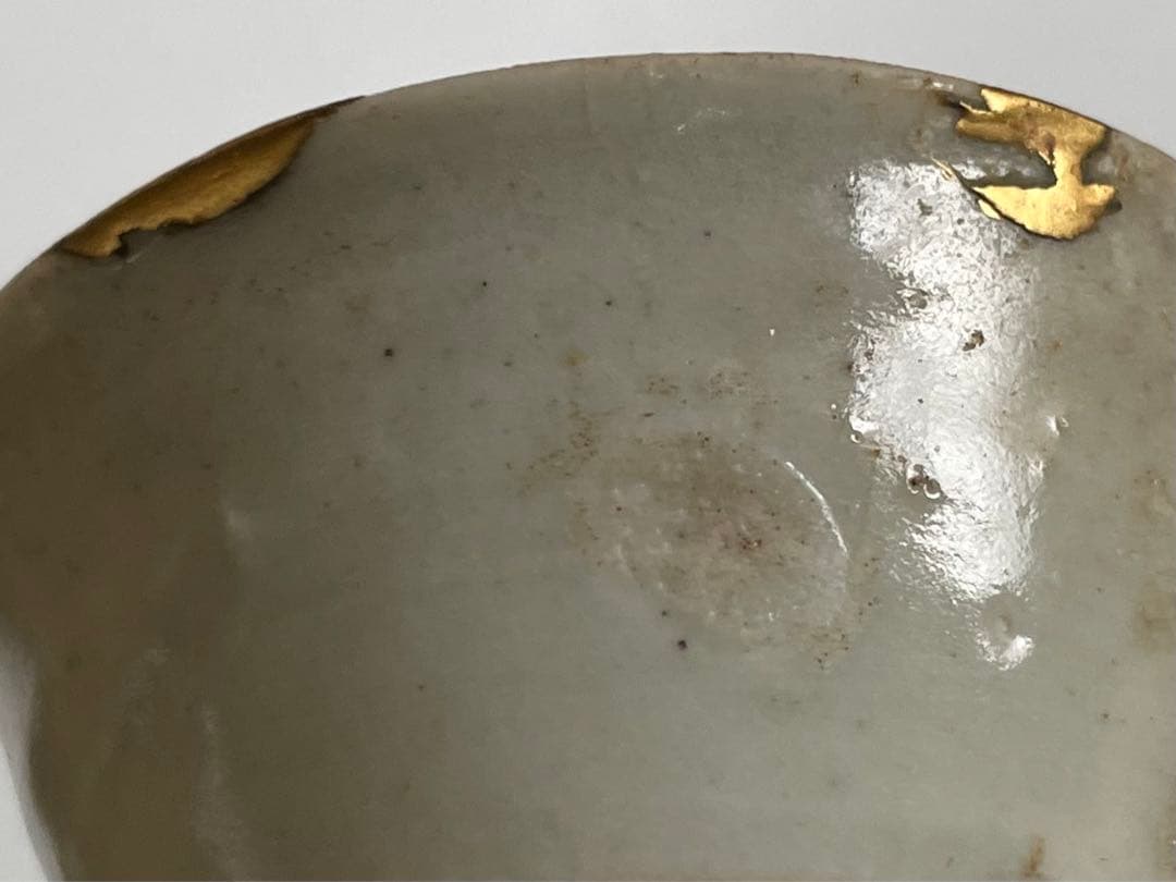 骨董　アンティーク　初期伊万里　白磁　盃　酒器　ぐい呑　猪口　発掘　金継ぎ