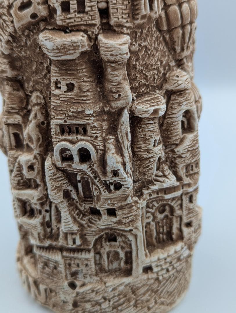 トルコ世界遺産カッパドキア彫刻ワイン中味入り未開封高さ20cm直径8cm