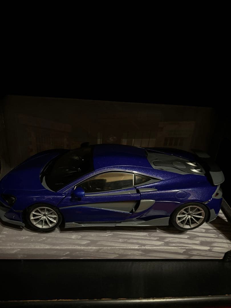 McLaren 600LT ミニカー 1/18 マクラーレン　ソリド