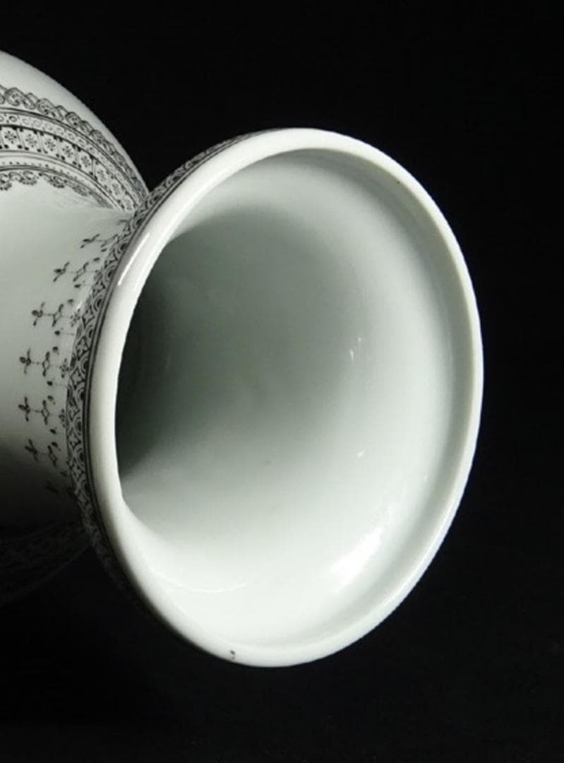 中国古玩 景徳鎮製 孔雀漢詩文大花瓶 高約36cm 時代物 粉彩 c100902