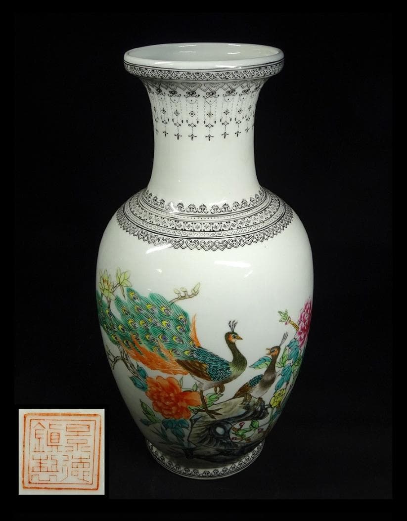 中国古玩 景徳鎮製 孔雀漢詩文大花瓶 高約36cm 時代物 粉彩 c100902