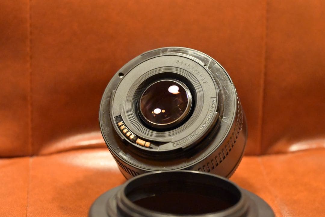 フード付属 美品 Canon EF 50mm F1.8 II