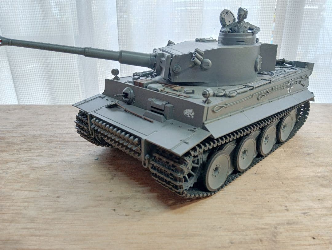 タミヤ 1/16 RC ドイツ重戦車 タイガーI 初期生産型 組み立て済完成品