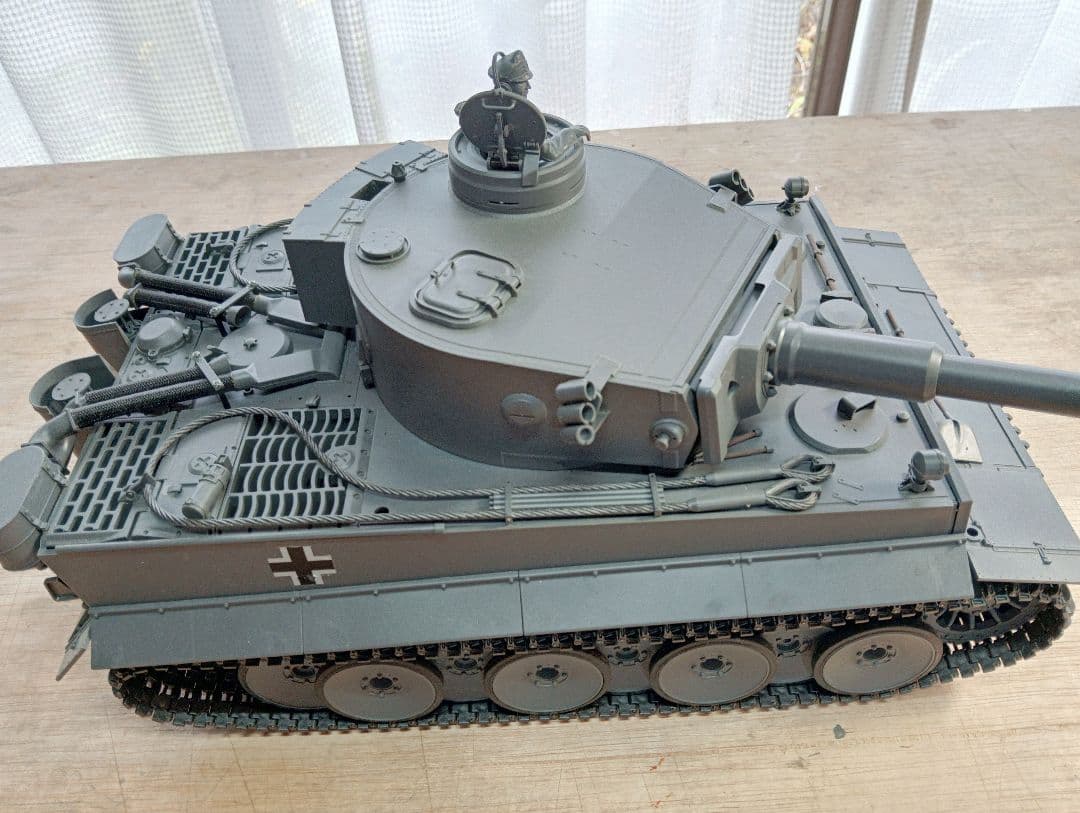 タミヤ 1/16 RC ドイツ重戦車 タイガーI 初期生産型 組み立て済完成品