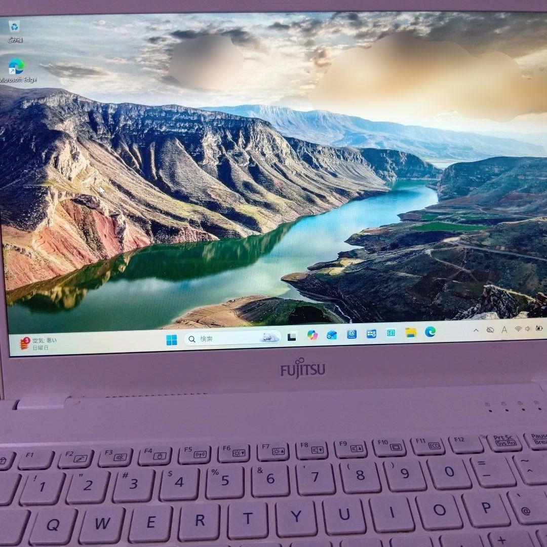 Y① 富士通　ＦＭＶＵ92B3WZ　UH92/B3