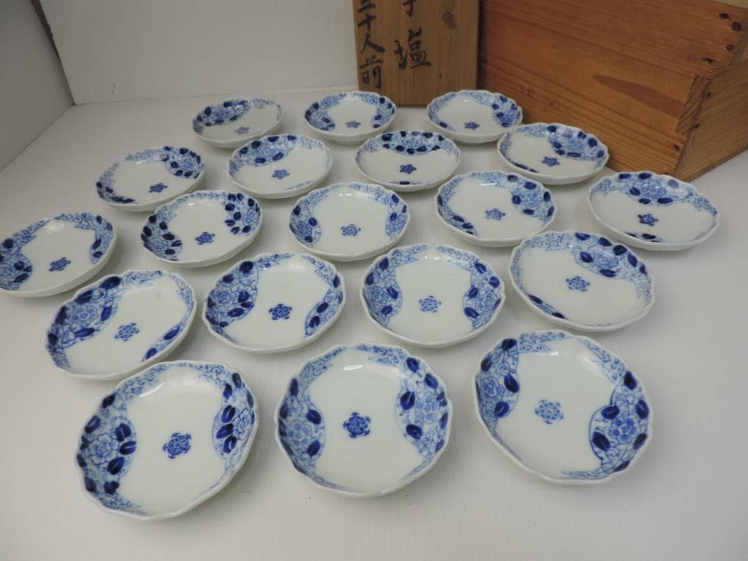 大正伊万里　藍地手塩皿　19枚