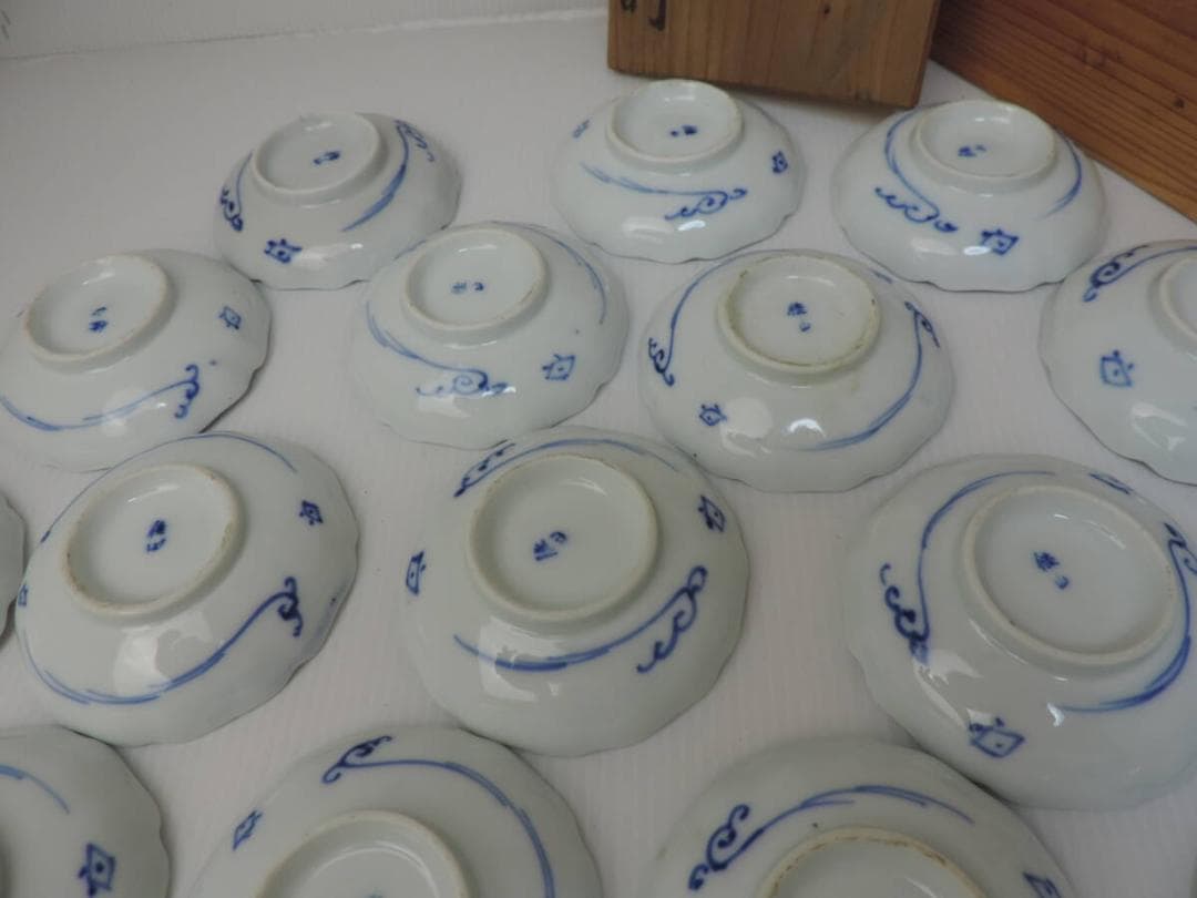 大正伊万里　藍地手塩皿　19枚