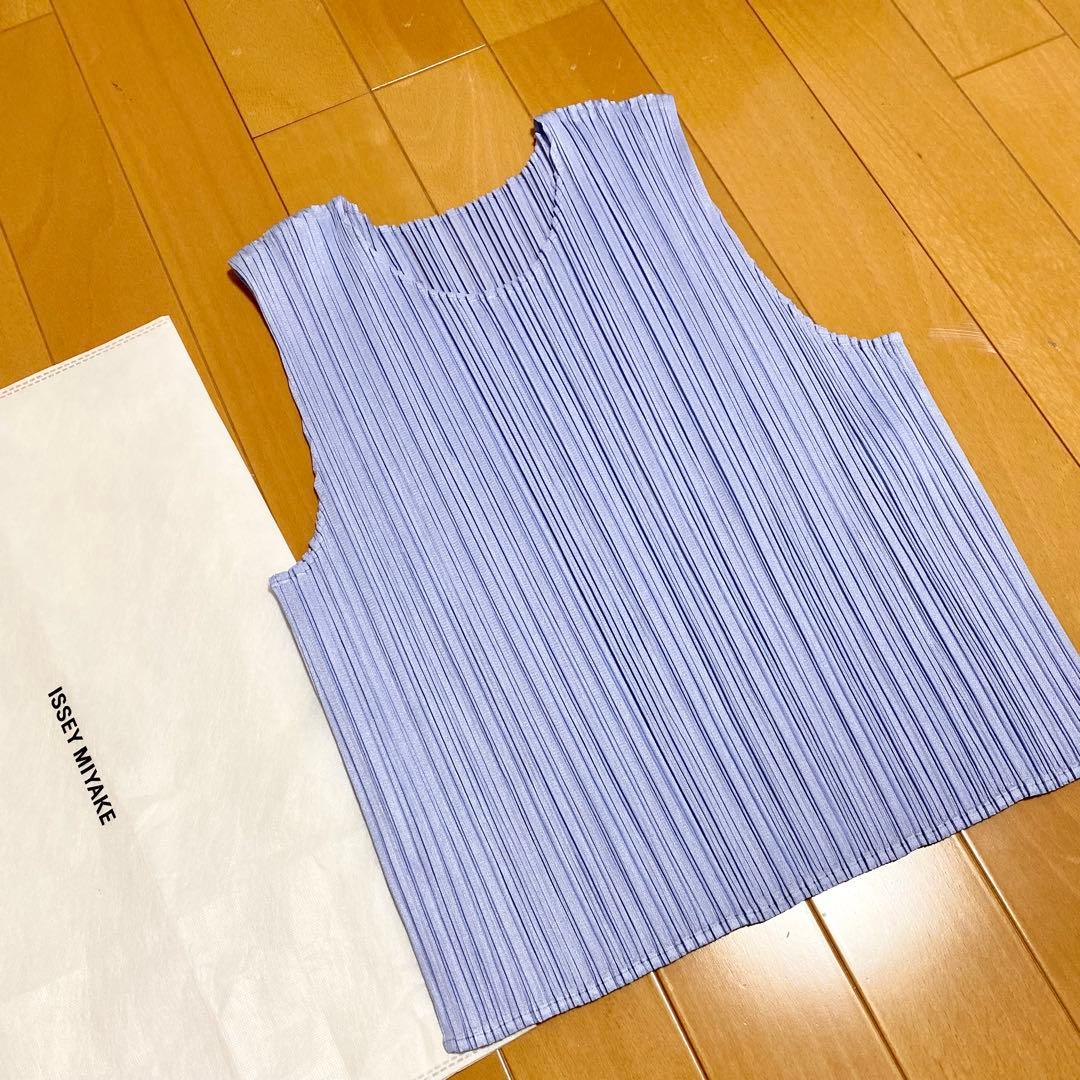PLEATS PLEASE 2023年伊勢丹限定　タンクトップ