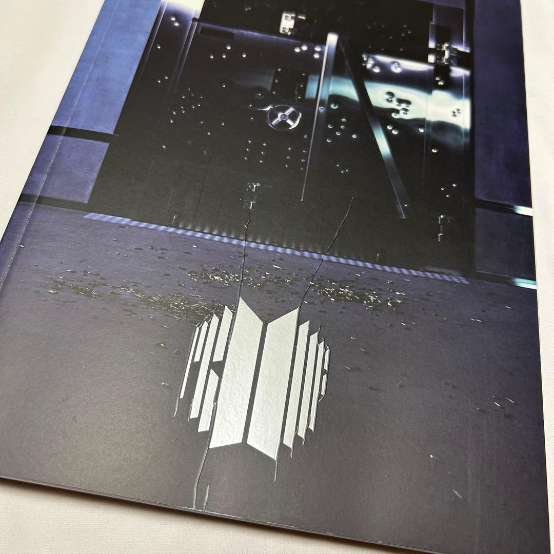 BTS まとめ売り　雑誌　CD アルバム　スローガン　タオル　DVD おまけ付き