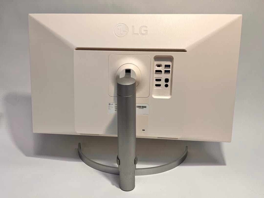 LG 27UK850-W 27インチ 4K USB-C対応 モニター