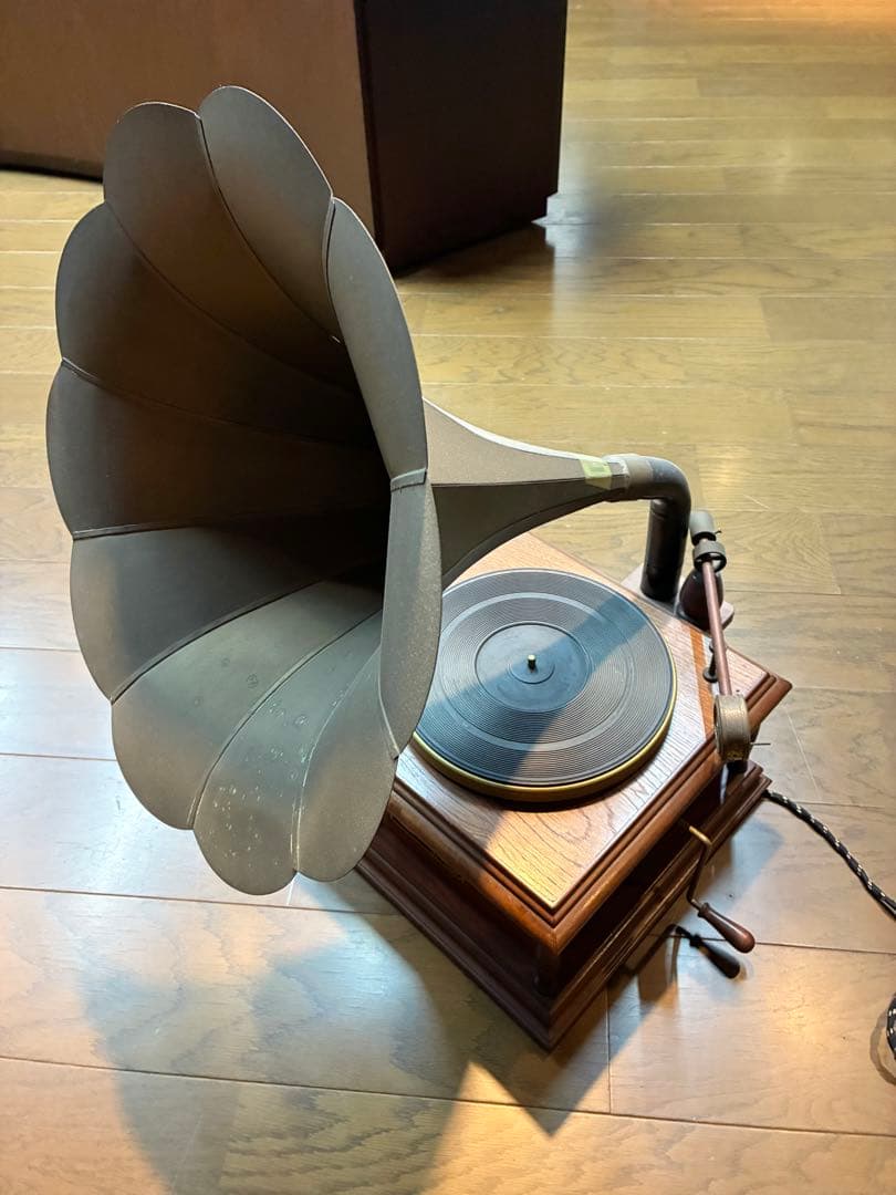 蓄音機 アンティーク グラモフォン 木製 大型ホーン 針無し