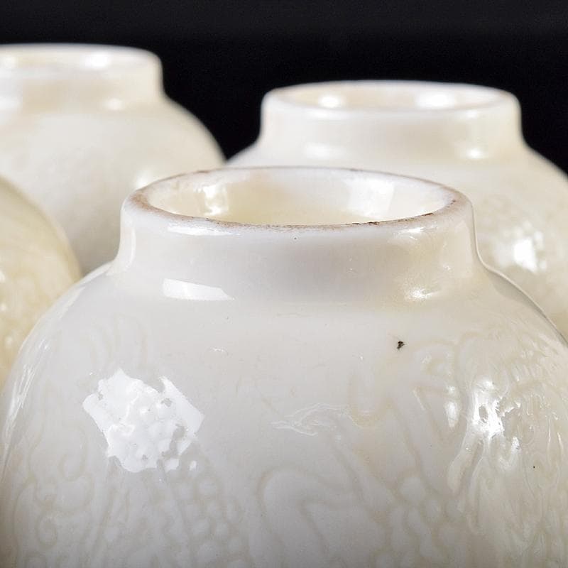 中国　徳化窯白磁　印刻　双龍文　煎茶碗　六客　V　8129E